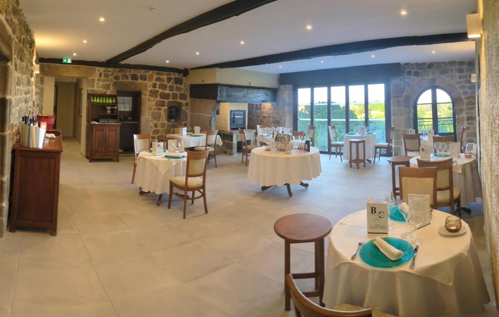 Hotel Aux Vieux Arceaux Mercuer Zewnętrze zdjęcie