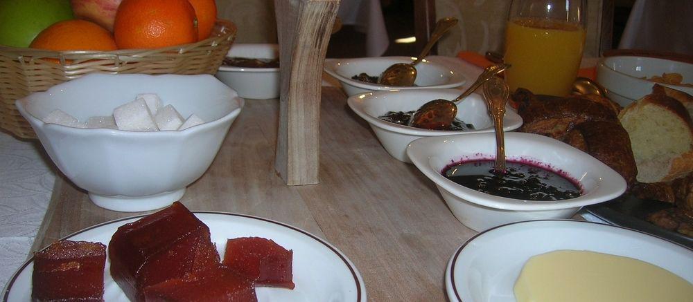 Hotel Aux Vieux Arceaux Mercuer Zewnętrze zdjęcie