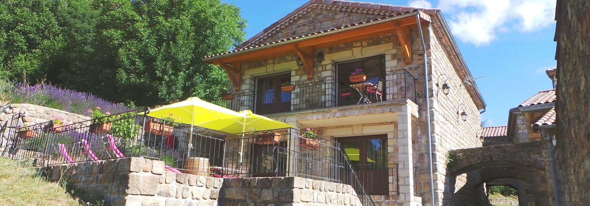 Hotel Aux Vieux Arceaux Mercuer Zewnętrze zdjęcie
