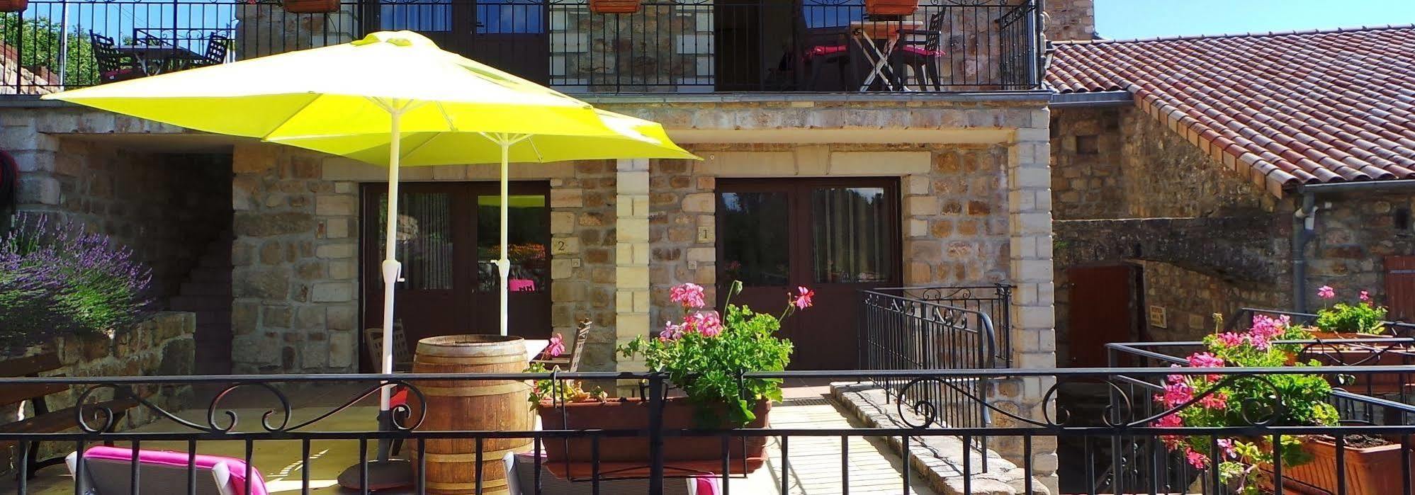 Hotel Aux Vieux Arceaux Mercuer Zewnętrze zdjęcie